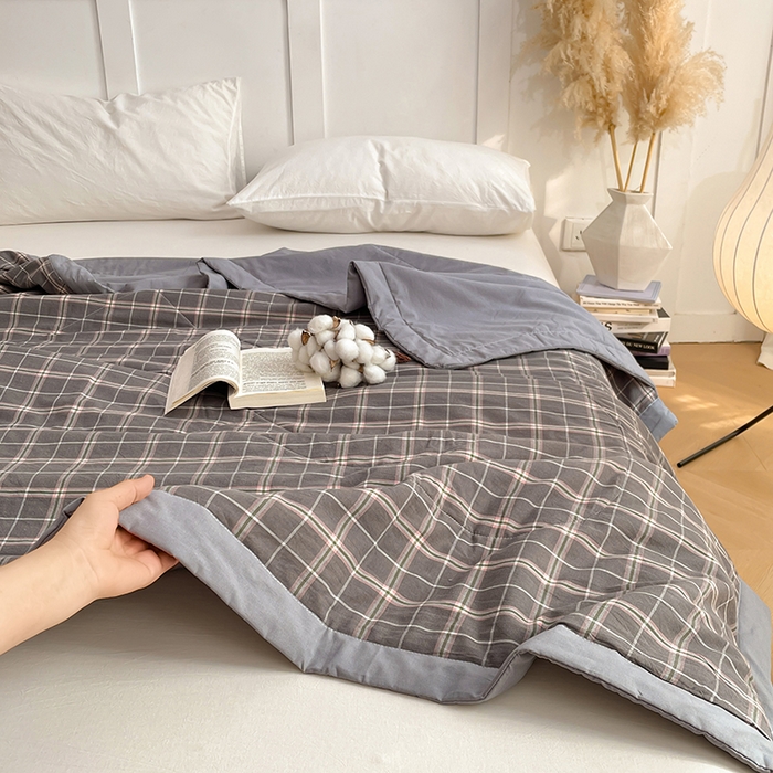 91家纺网 家纺一手货源 找家纺 yyds网供 2026新款无印格子A类里外全棉纯棉水洗棉新疆棉花夏被夏凉被空调被 灰大格