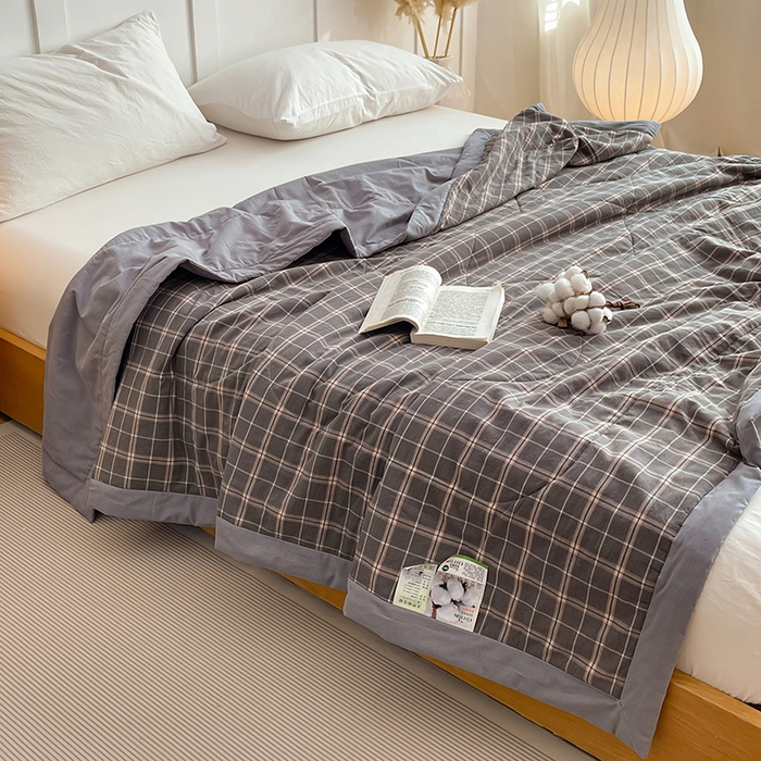 91家纺网 家纺一手货源 找家纺 yyds网供 2026新款无印格子A类里外全棉纯棉水洗棉新疆棉花夏被夏凉被空调被 灰大格