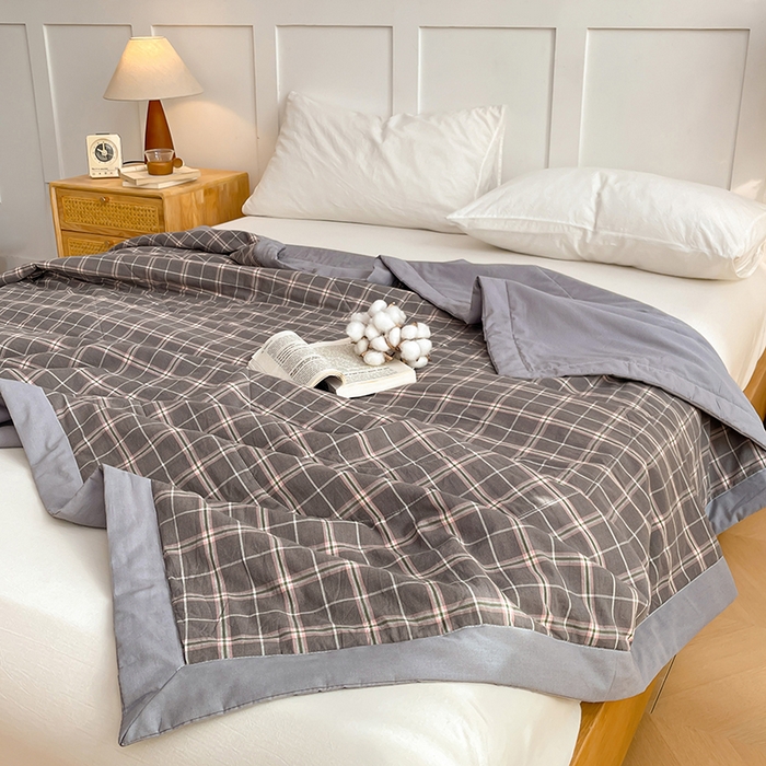 91家纺网 家纺一手货源 找家纺 yyds网供 2026新款无印格子A类里外全棉纯棉水洗棉新疆棉花夏被夏凉被空调被 灰大格
