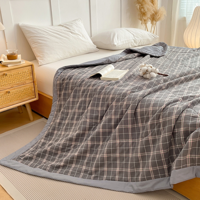 91家纺网 家纺一手货源 找家纺 yyds网供 2026新款无印格子A类里外全棉纯棉水洗棉新疆棉花夏被夏凉被空调被 灰大格