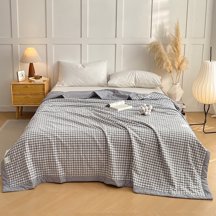 91家纺网 家纺一手货源 找家纺 yyds网供 2026新款无印格子A类里外全棉纯棉水洗棉新疆棉花夏被夏凉被空调被 灰小格