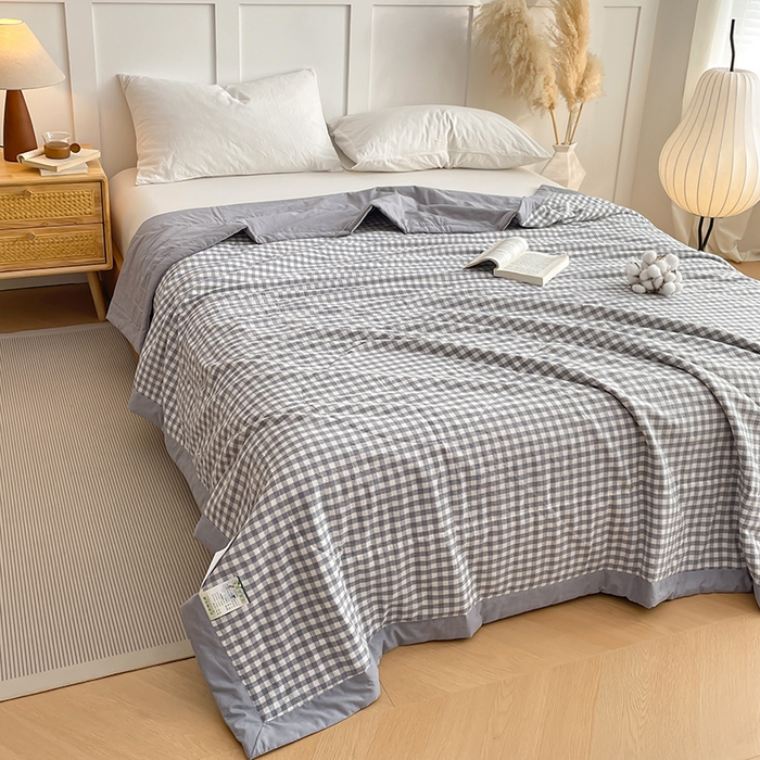 91家纺网 家纺一手货源 找家纺 yyds网供 2026新款无印格子A类里外全棉纯棉水洗棉新疆棉花夏被夏凉被空调被 灰小格