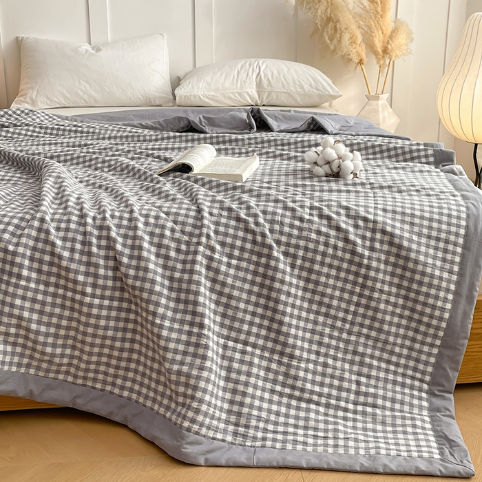 91家纺网 家纺一手货源 找家纺 yyds网供 2026新款无印格子A类里外全棉纯棉水洗棉新疆棉花夏被夏凉被空调被 灰小格