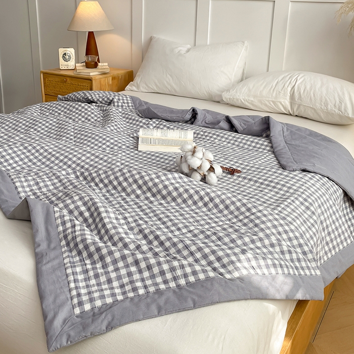 91家纺网 家纺一手货源 找家纺 yyds网供 2026新款无印格子A类里外全棉纯棉水洗棉新疆棉花夏被夏凉被空调被 灰小格