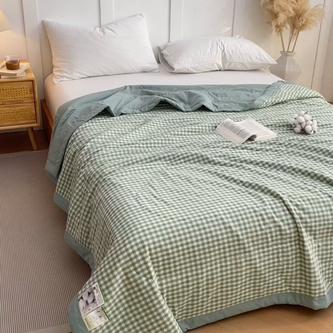 91家纺网 家纺一手货源 找家纺 yyds网供 2026新款无印格子A类里外全棉纯棉水洗棉新疆棉花夏被夏凉被空调被 绿小格