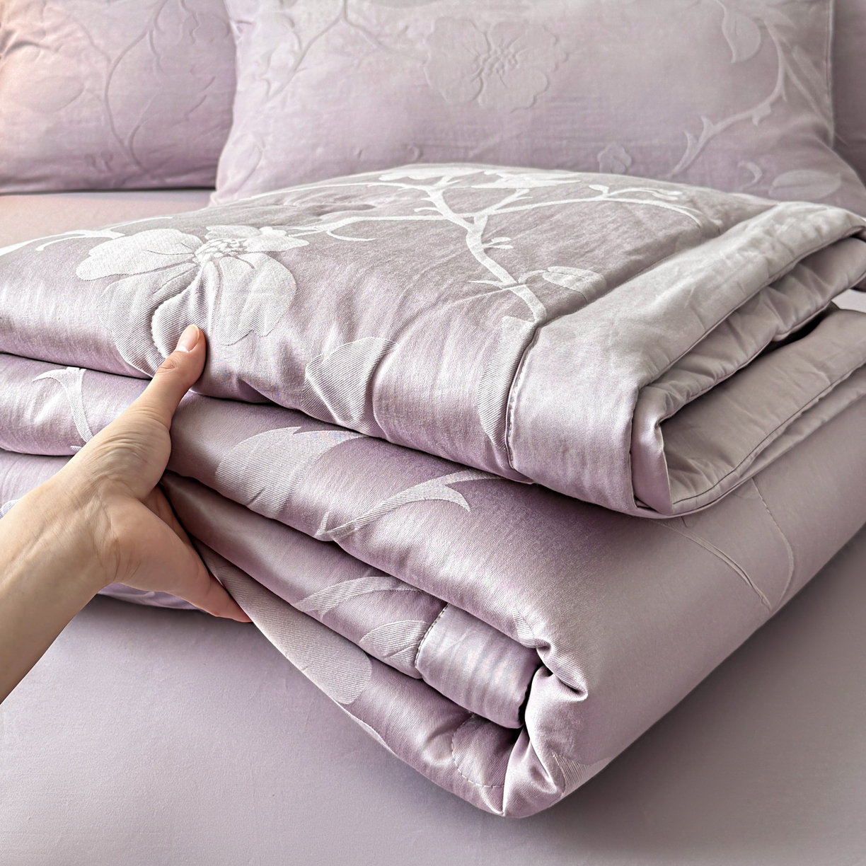 91家纺网 家纺一手货源 找家纺 （总）乐家毛巾被（工厂自产自销） 2026春夏新款全棉60S长绒棉立体厚织提花整张棉花夏被四件套单夏被枕套夏凉被空