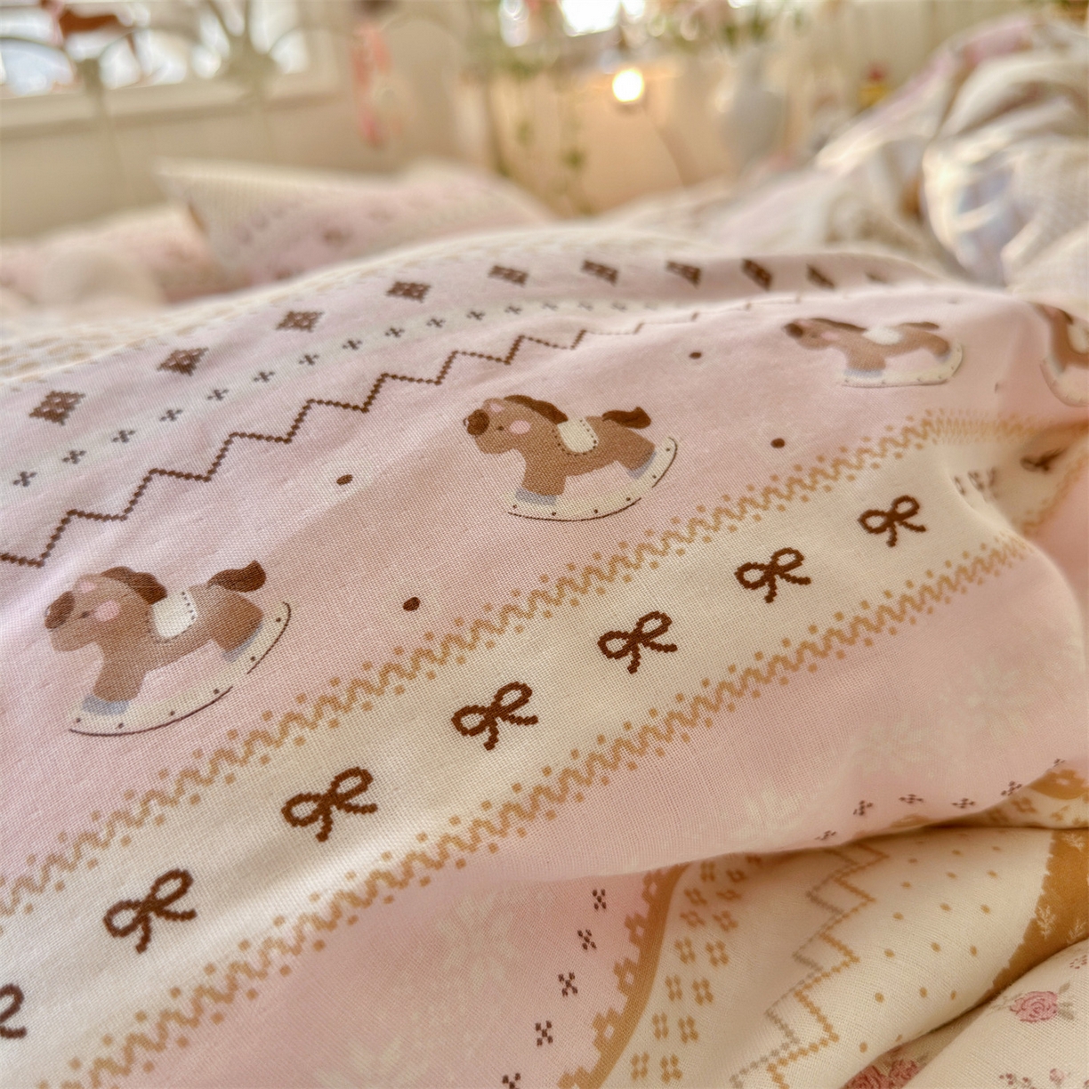 91家纺网 家纺一手货源 找家纺 名兮家居 2026春夏新款全棉纯棉A类双层纱四件套 双层纱-木马集