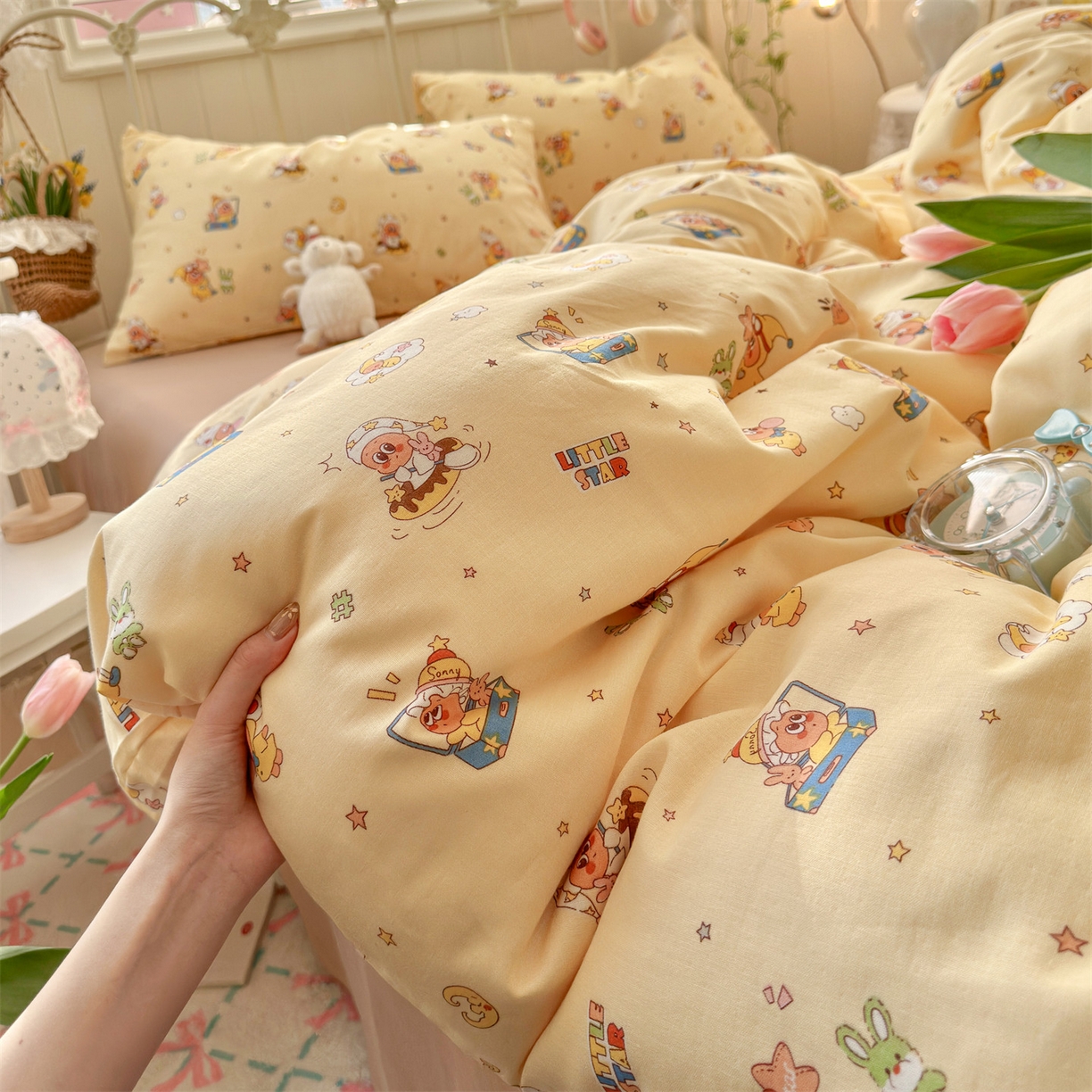 91家纺网 家纺一手货源 找家纺 名兮家居 2026春夏新款全棉纯棉A类双层纱四件套 双层纱-奶黄星仔