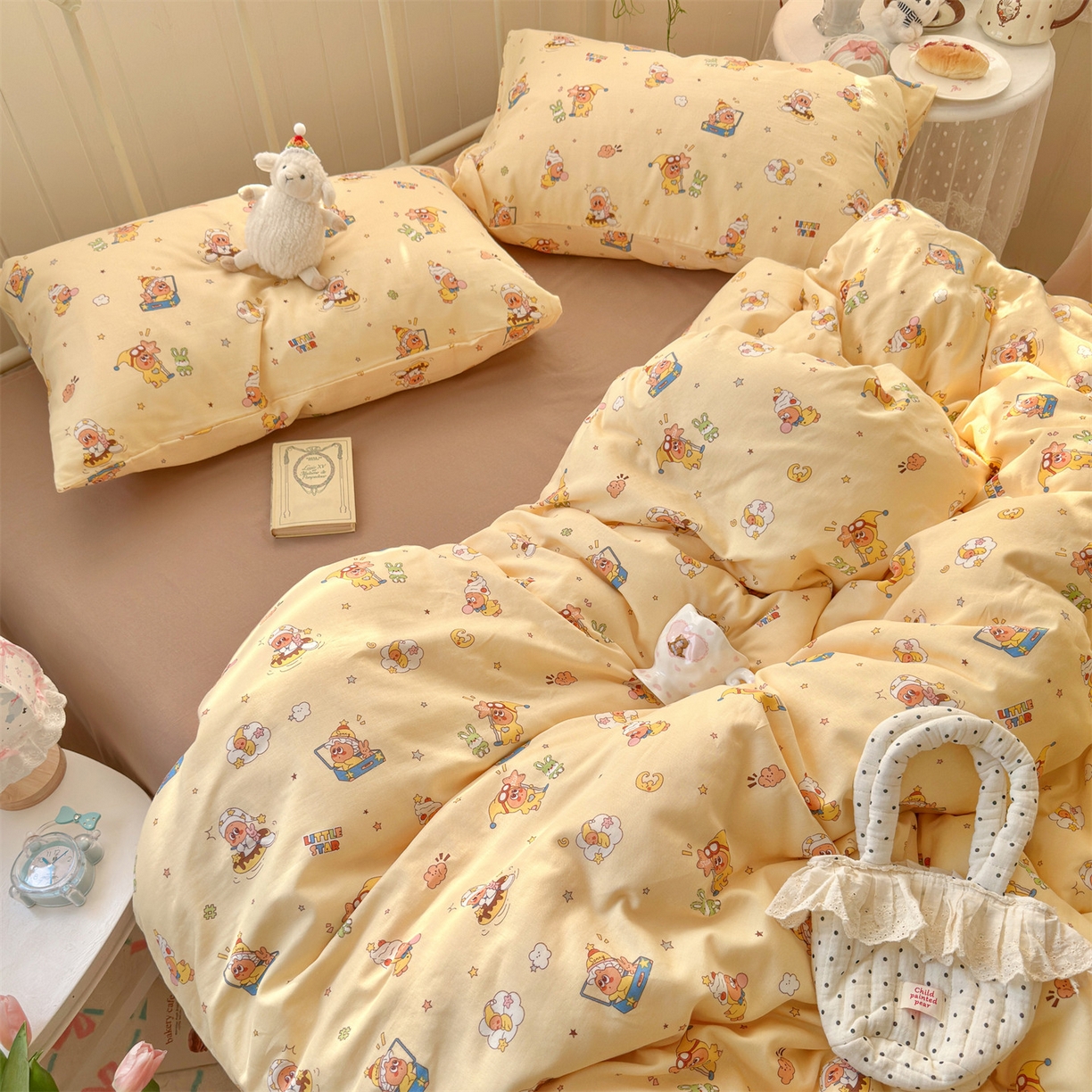 91家纺网 家纺一手货源 找家纺 名兮家居 2026春夏新款全棉纯棉A类双层纱四件套 双层纱-奶黄星仔