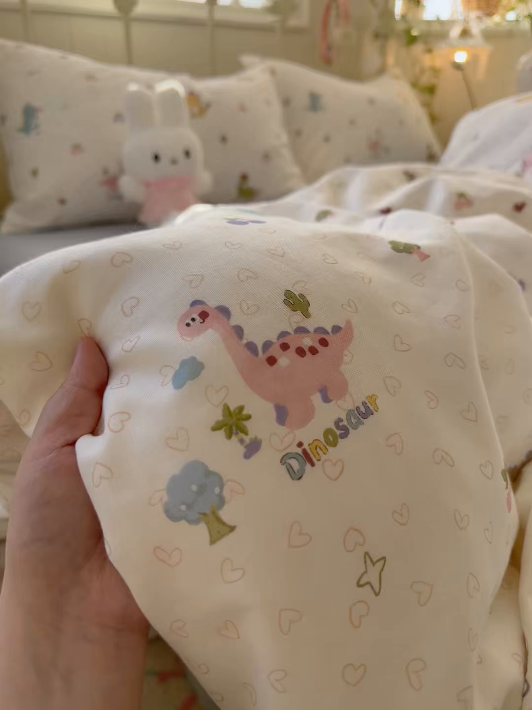 91家纺网 家纺一手货源 找家纺 名兮家居 2026春夏新款全棉纯棉A类双层纱四件套 双层纱-趣味王国