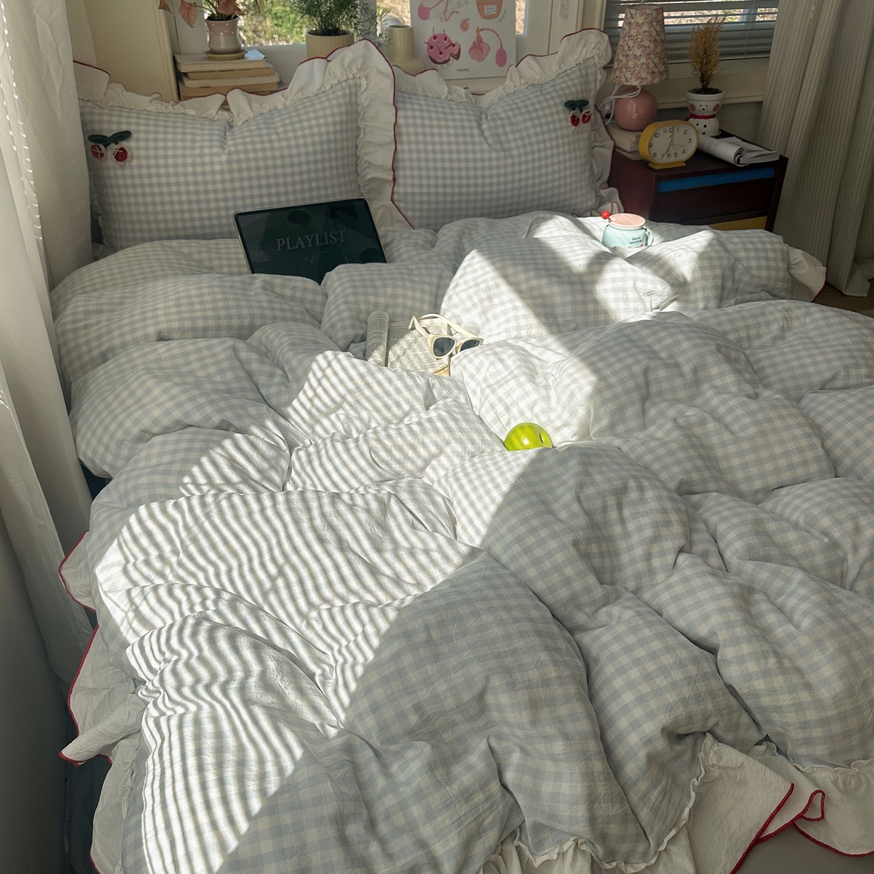 91家纺网 家纺一手货源 找家纺 首尔家纺 2026新款全棉色织水洗棉四件套花边款小红书ins风-樱桃可露丽 樱桃可露丽-蓝格