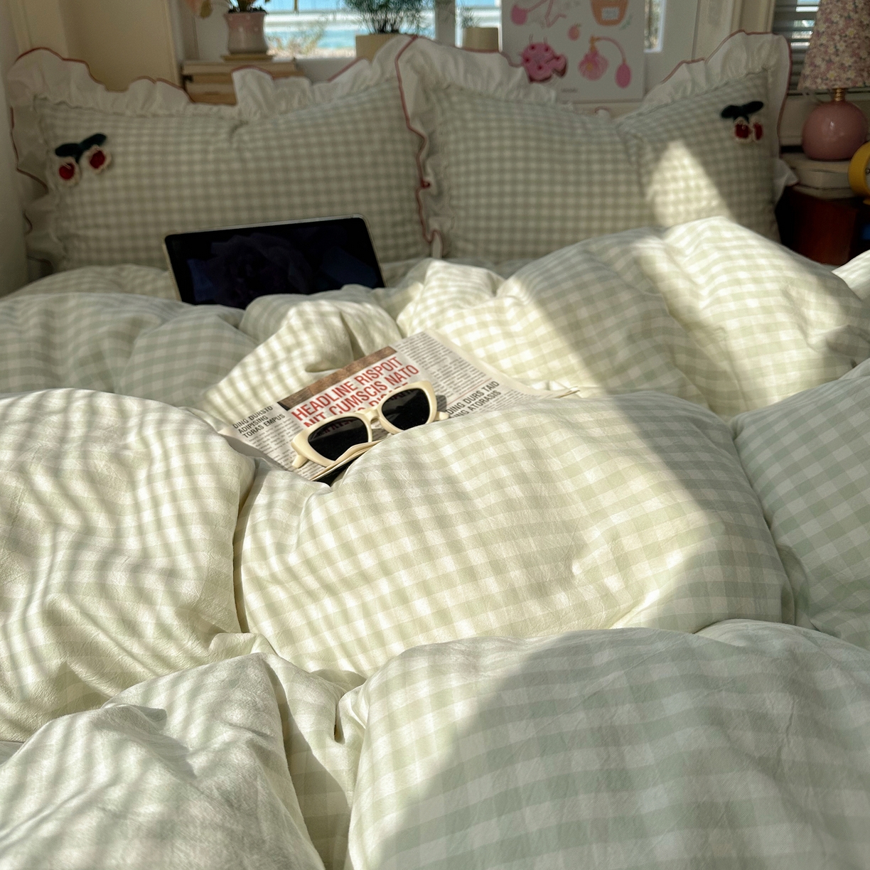 91家纺网 家纺一手货源 找家纺 首尔家纺 2026新款全棉色织水洗棉四件套花边款小红书ins风-樱桃可露丽 樱桃可露丽-绿格