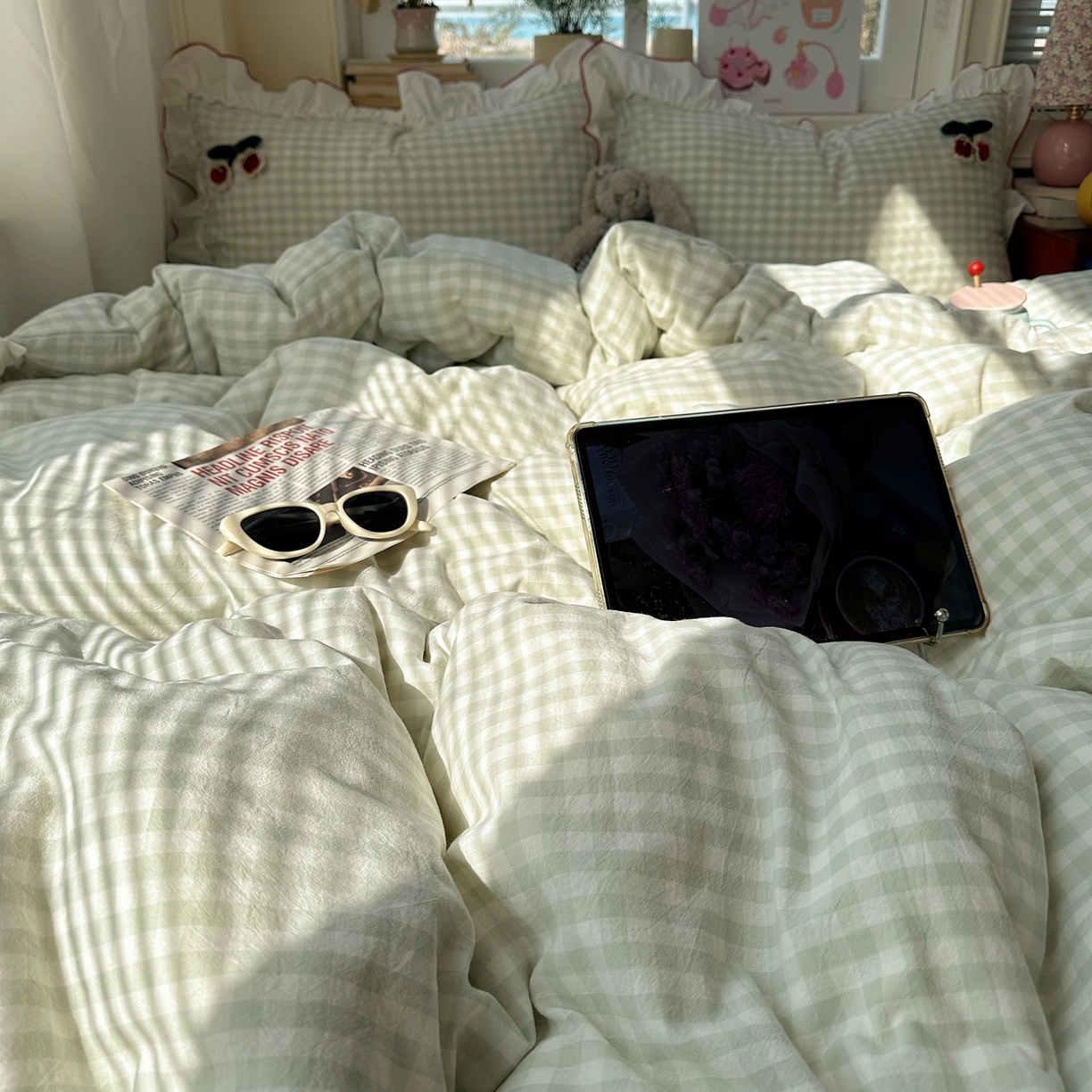 91家纺网 家纺一手货源 找家纺 首尔家纺 2026新款全棉色织水洗棉四件套花边款小红书ins风-樱桃可露丽 樱桃可露丽-绿格