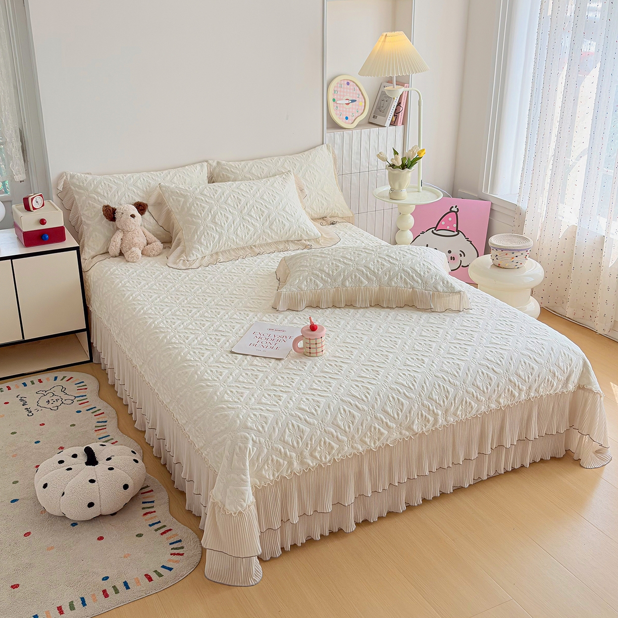 91家纺网 家纺一手货源 找家纺 暖芯家纺 2026新款凉感丝网纱凉席夏被夏凉被空调被四件套 洛芙漫-奶昔白