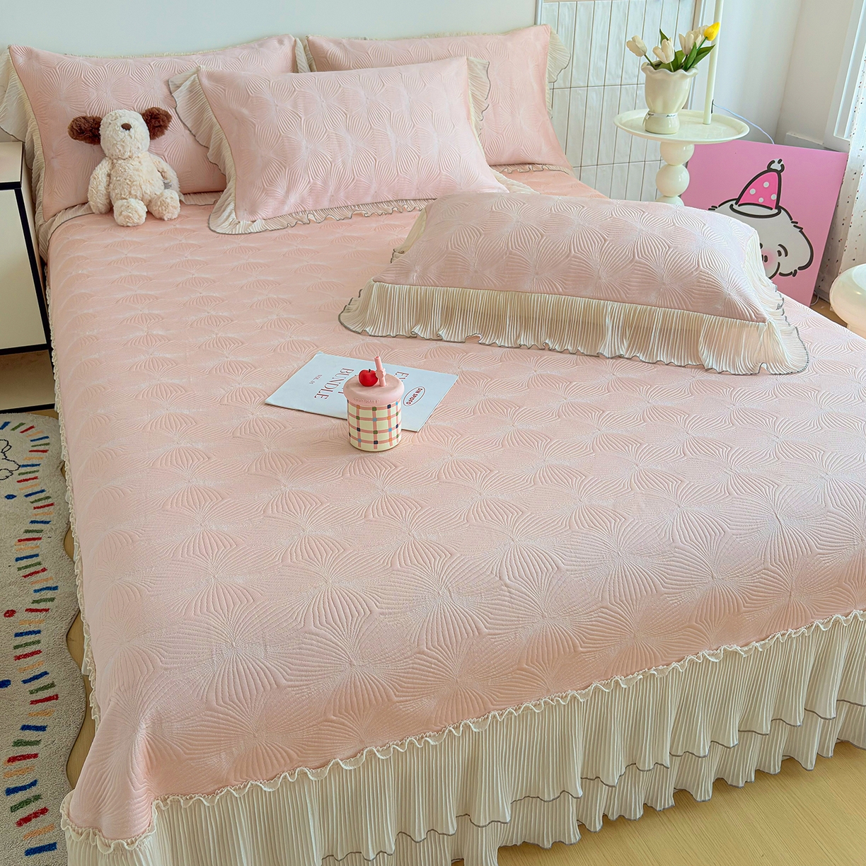 91家纺网 家纺一手货源 找家纺 暖芯家纺 2026新款凉感丝网纱凉席夏被夏凉被空调被四件套 轻梦瑶-柔雾粉