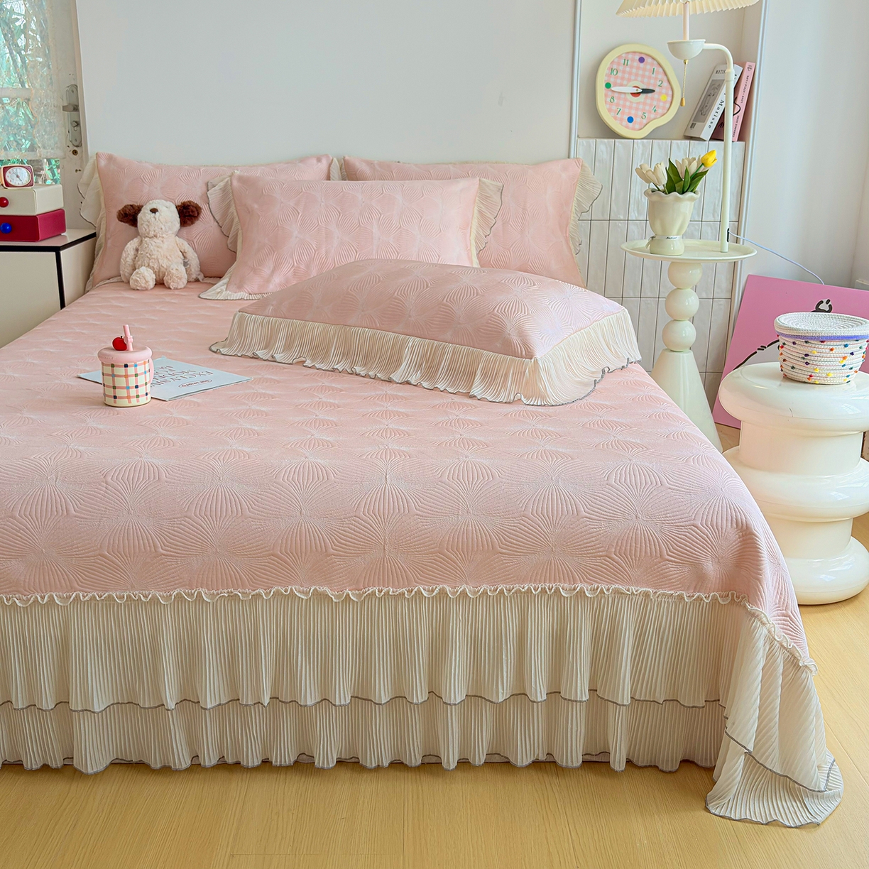 91家纺网 家纺一手货源 找家纺 暖芯家纺 2026新款凉感丝网纱凉席夏被夏凉被空调被四件套 轻梦瑶-柔雾粉