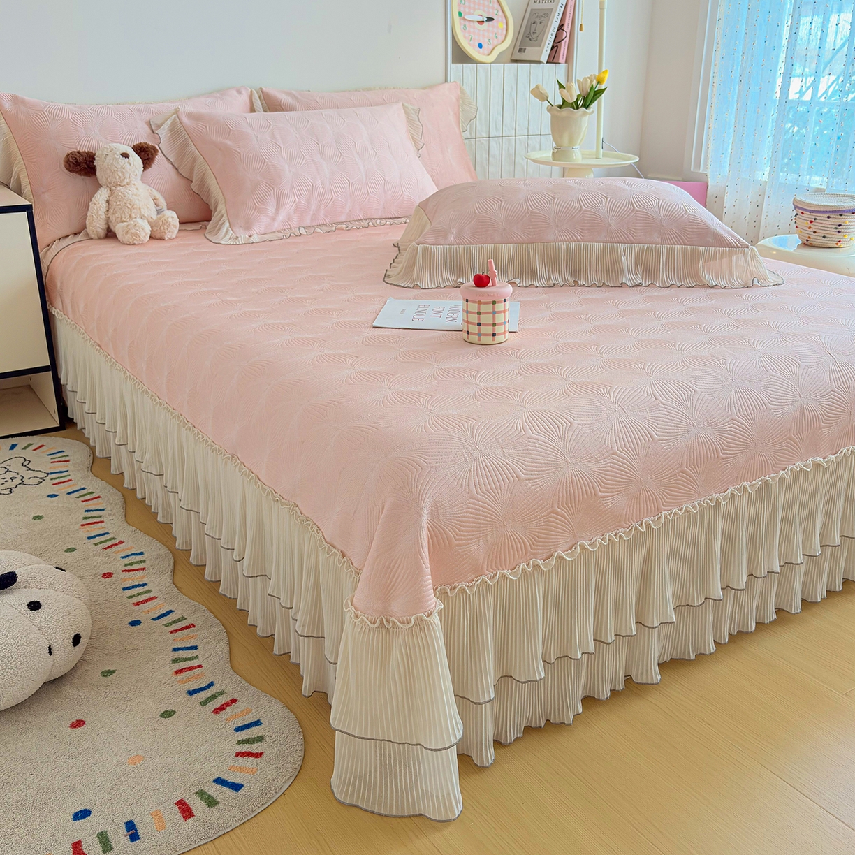 91家纺网 家纺一手货源 找家纺 暖芯家纺 2026新款凉感丝网纱凉席夏被夏凉被空调被四件套 轻梦瑶-柔雾粉