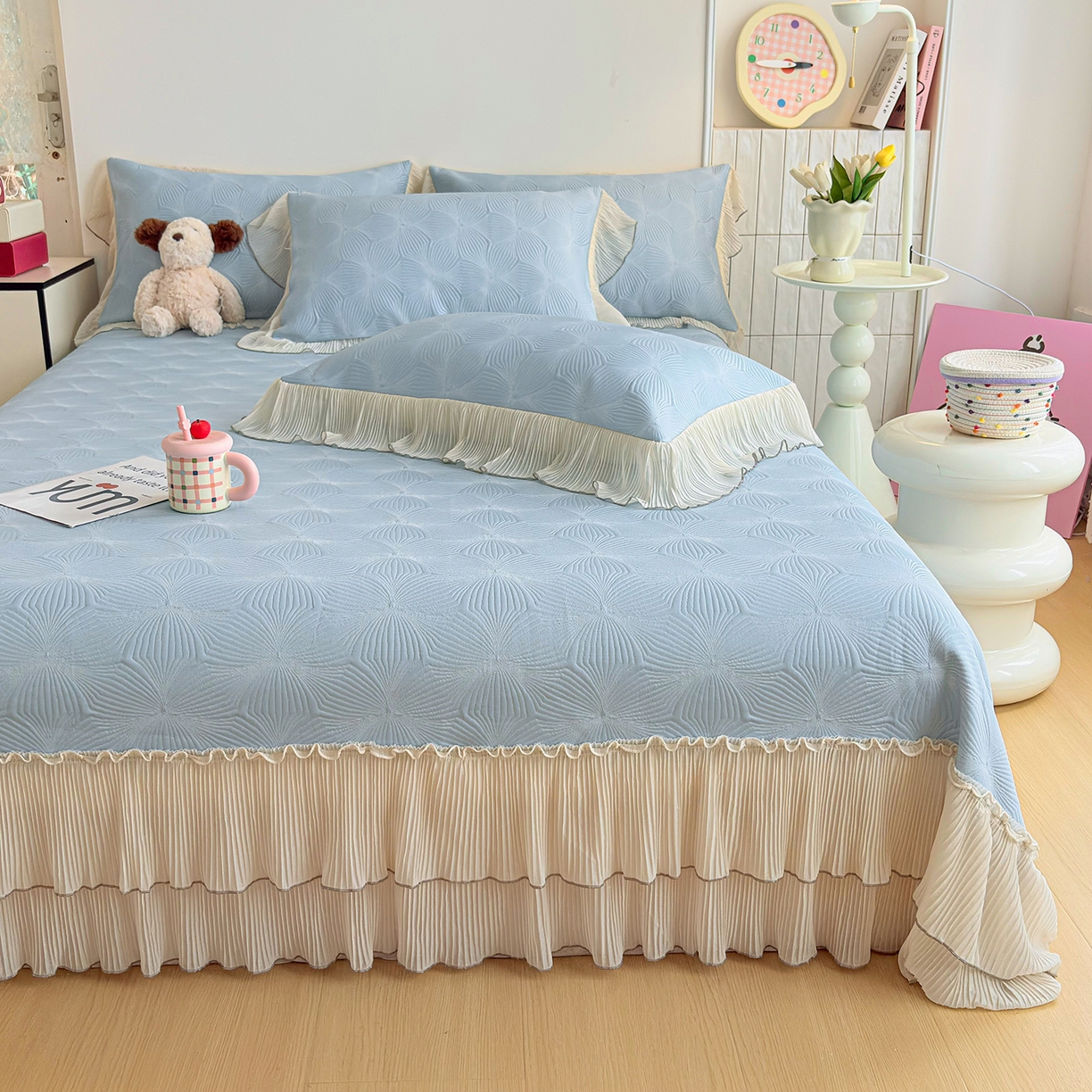 91家纺网 家纺一手货源 找家纺 暖芯家纺 2026新款凉感丝网纱凉席夏被夏凉被空调被四件套 轻梦瑶-天空蓝