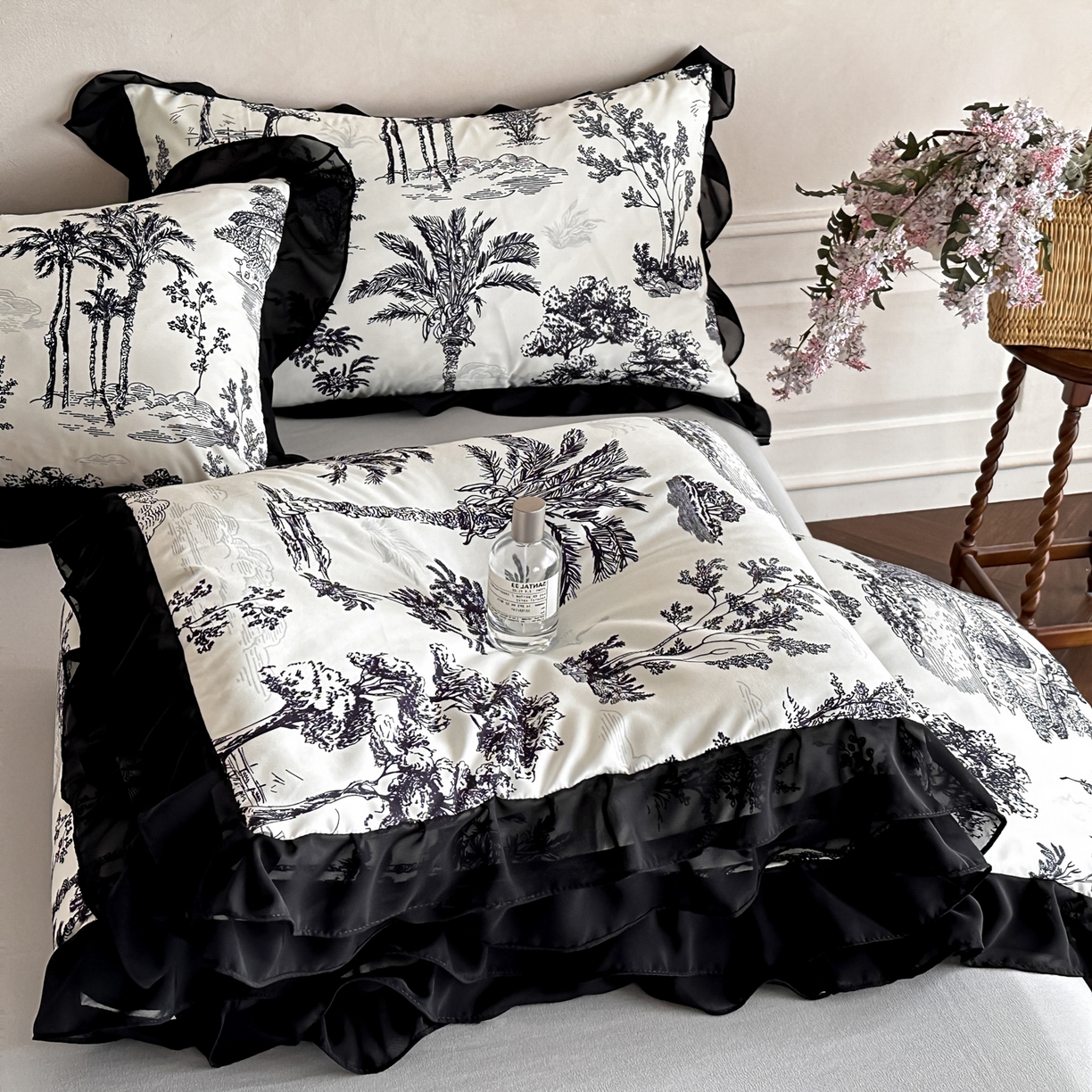 91家纺网 家纺一手货源 找家纺 ab家纺 2026新款法式复古印花水洗棉夏被四件套 莫尔花园