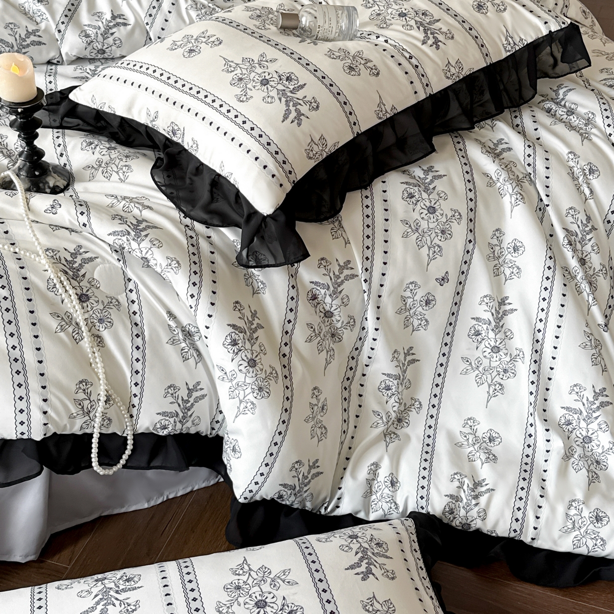 91家纺网 家纺一手货源 找家纺 ab家纺 2026新款法式复古印花水洗棉夏被四件套 巴黎西亚