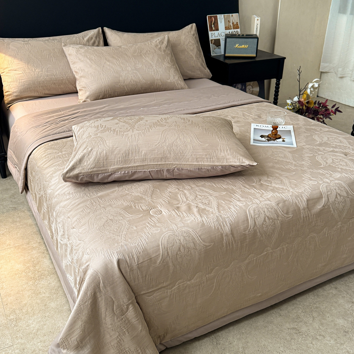 91家纺网 家纺一手货源 找家纺 乐家毛巾被（工厂自产自销） 2026春夏新款全棉60S长绒棉立体厚织提花整张棉花夏被四件套单夏被枕套夏凉被空 缠绕