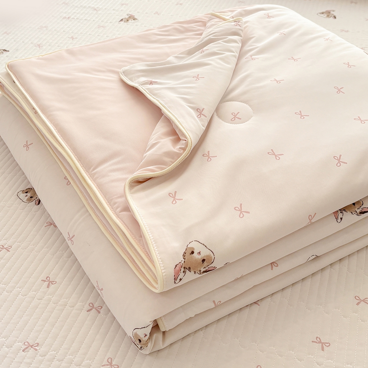 91家纺网 家纺一手货源 找家纺 （总）优悦生活馆 2025新款纯色高克重牛奶绒刺绣四件套-理享家