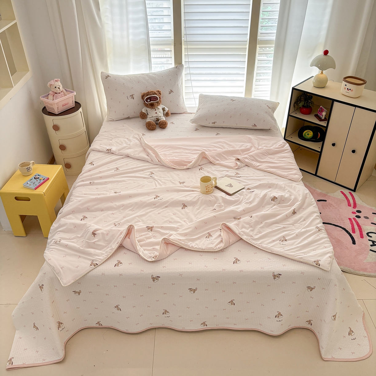 91家纺网 家纺一手货源 找家纺 优悦生活馆 2026新款麻绳款锦氨凉感丝夏被 蝴蝶结小兔