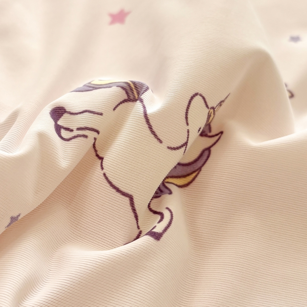 91家纺网 家纺一手货源 找家纺 优悦生活馆 2026新款麻绳款锦氨凉感丝夏被 飞马