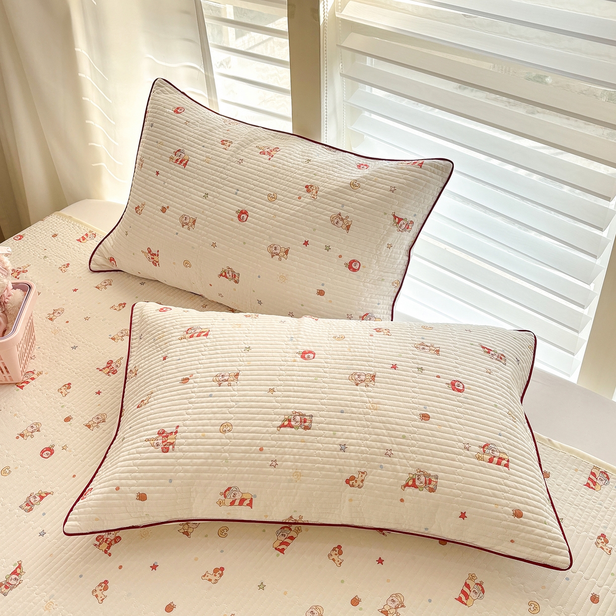 91家纺网 家纺一手货源 找家纺 优悦生活馆 2026新款麻绳款锦氨凉感丝夏被 水果小人