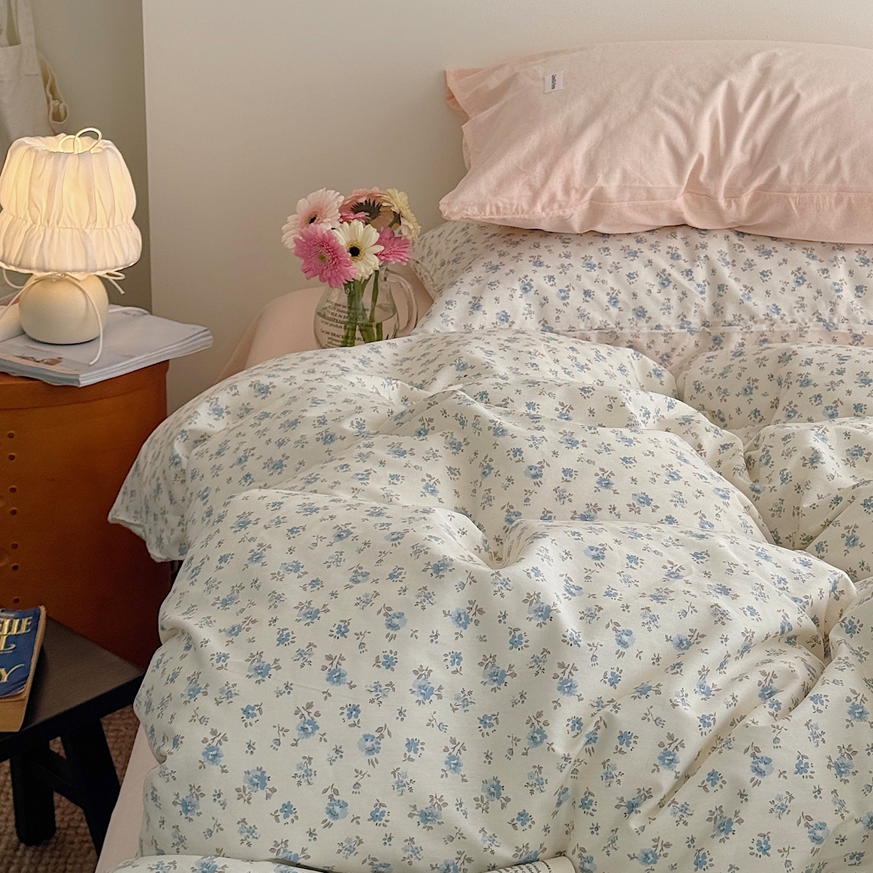 91家纺网 家纺一手货源 找家纺 山茶家居-原创设计 2026新款全棉碎花系列四件套-曼岛 曼岛-海蓝