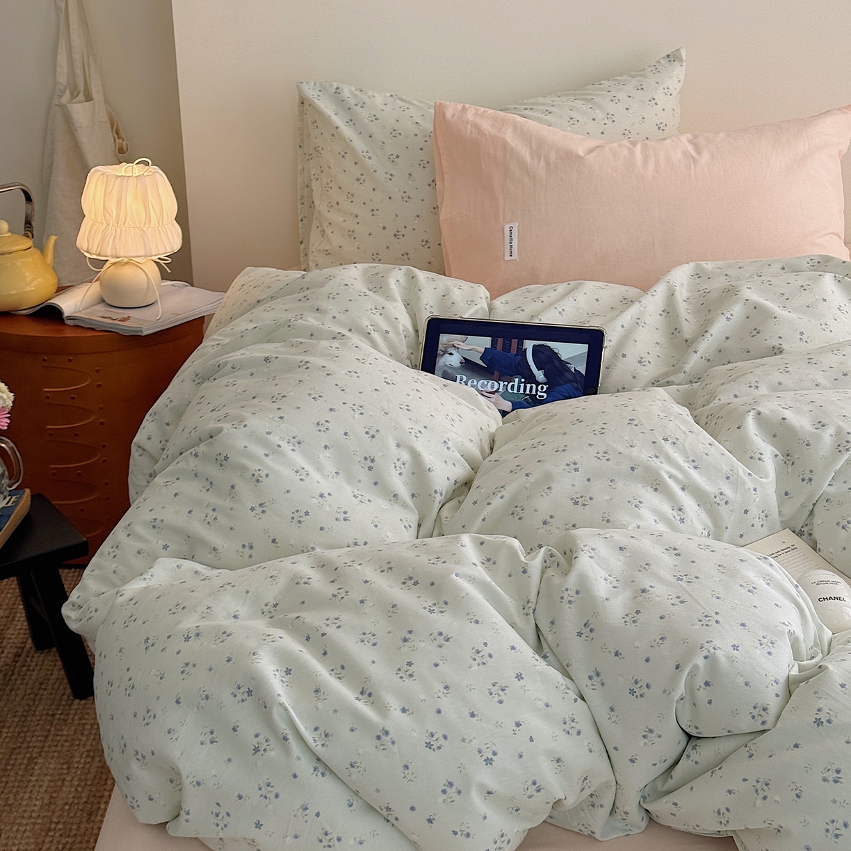 91家纺网 家纺一手货源 找家纺 山茶家居-原创设计 2026新款全棉碎花系列四件套-曼岛 曼岛-奶绿