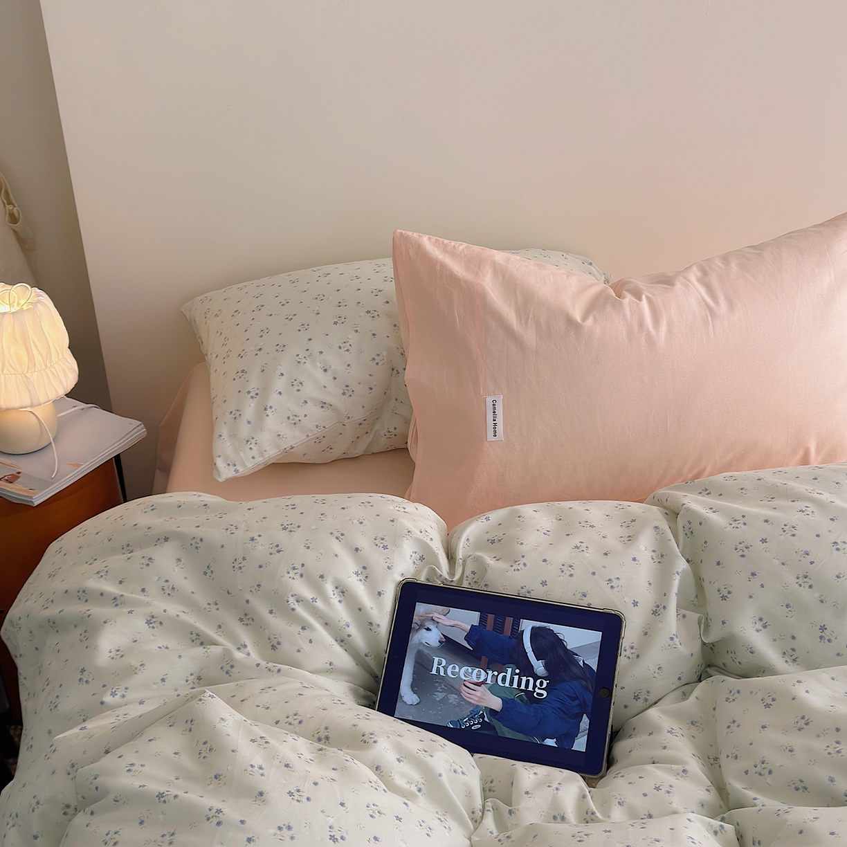 91家纺网 家纺一手货源 找家纺 山茶家居-原创设计 2026新款全棉碎花系列四件套-曼岛 曼岛-奶绿