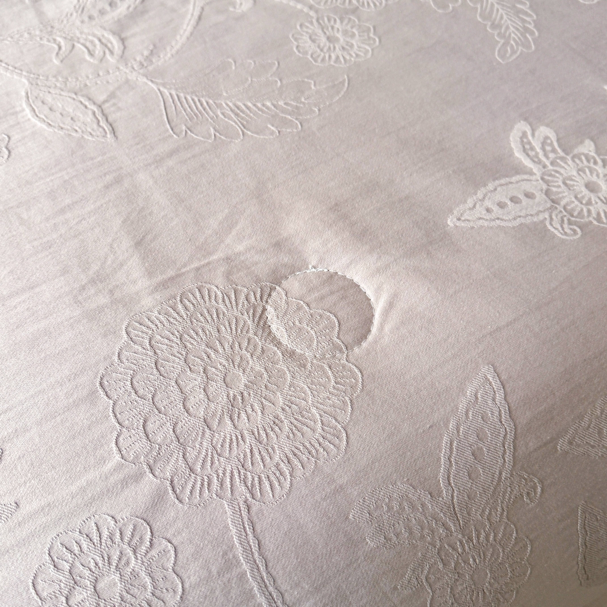 91家纺网 家纺一手货源 找家纺 乐家毛巾被（工厂自产自销） 2026春夏新款全棉60S长绒棉立体厚织提花整张棉花夏被四件套单夏被枕套夏凉被空 浮光掠影