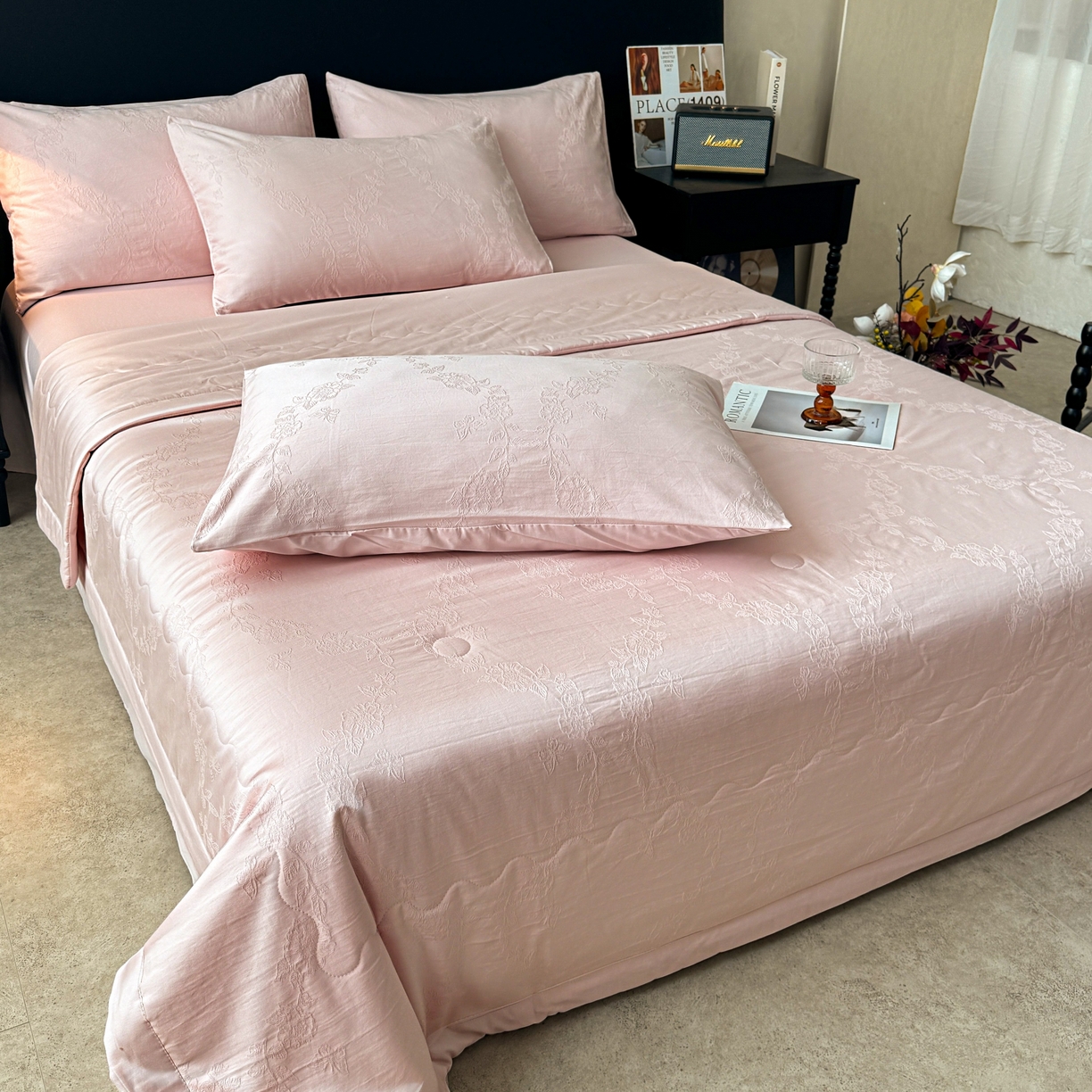 91家纺网 家纺一手货源 找家纺 乐家毛巾被（工厂自产自销） 2026春夏新款全棉60S长绒棉立体厚织提花整张棉花夏被四件套单夏被枕套夏凉被空 花叶蝶影