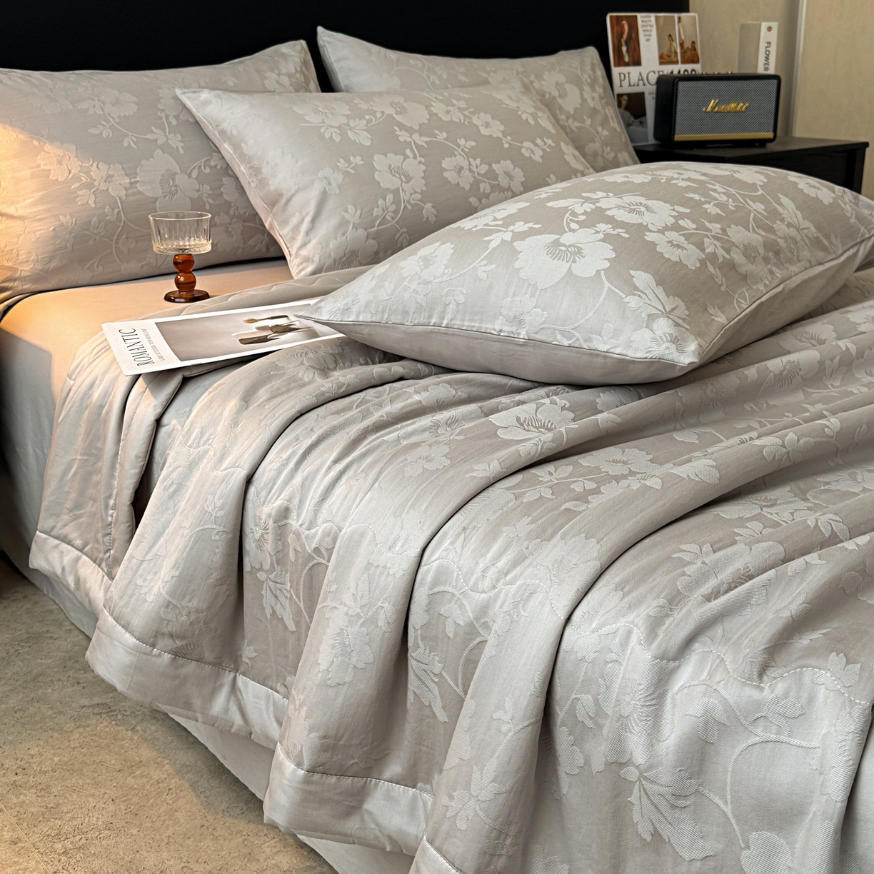 91家纺网 家纺一手货源 找家纺 乐家毛巾被（工厂自产自销） 2026春夏新款全棉60S长绒棉立体厚织提花整张棉花夏被四件套单夏被枕套夏凉被空 花叶同枝