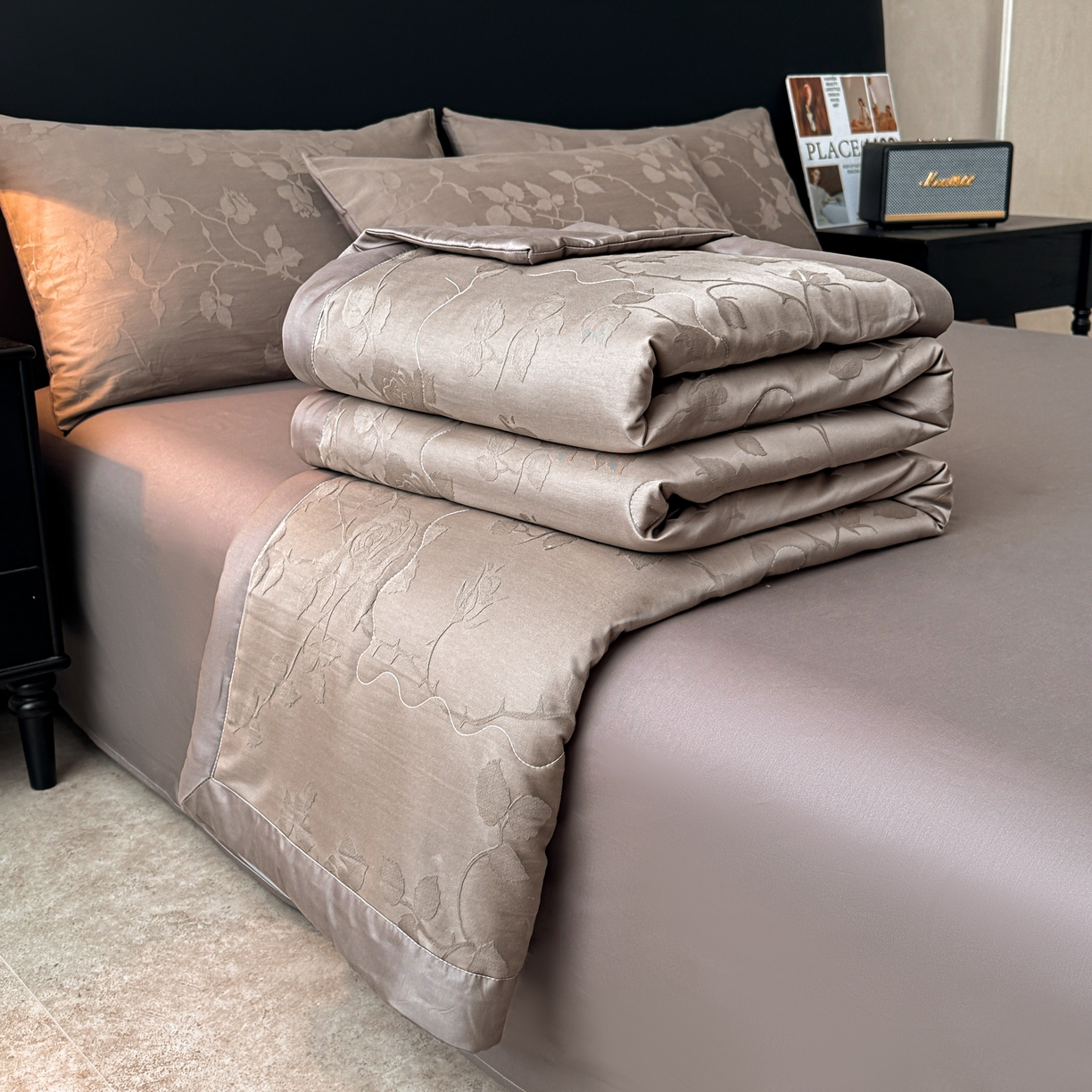 91家纺网 家纺一手货源 找家纺 乐家毛巾被（工厂自产自销） 2026春夏新款全棉60S长绒棉立体厚织提花整张棉花夏被四件套单夏被枕套夏凉被空 露染