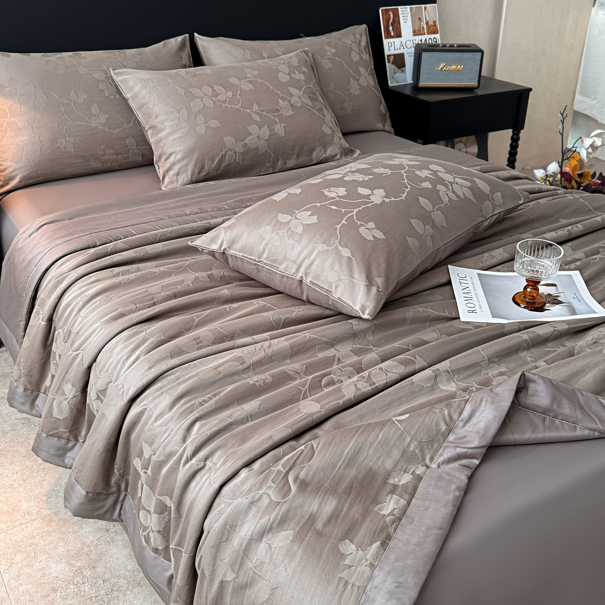 91家纺网 家纺一手货源 找家纺 乐家毛巾被（工厂自产自销） 2026春夏新款全棉60S长绒棉立体厚织提花整张棉花夏被四件套单夏被枕套夏凉被空 露染