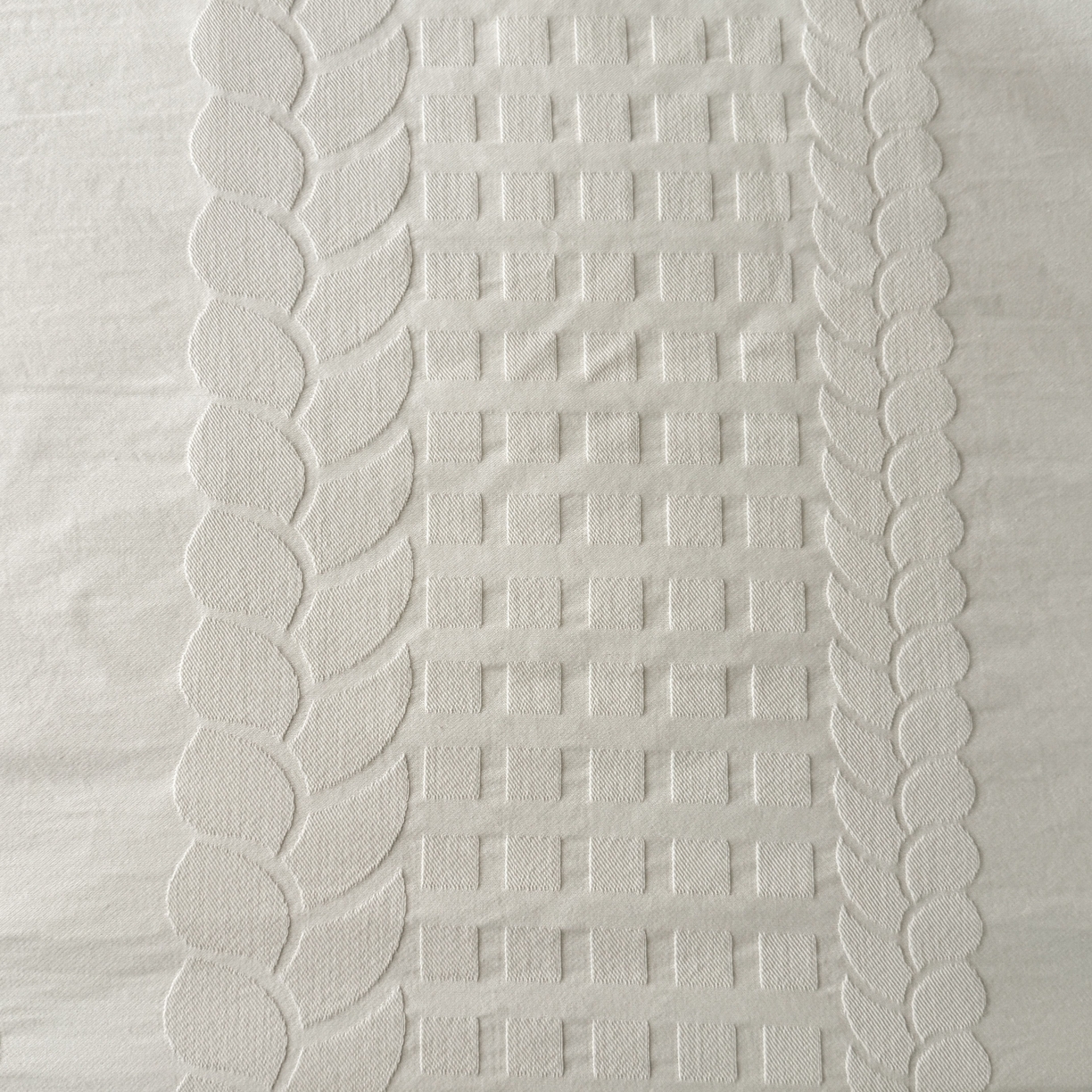 91家纺网 家纺一手货源 找家纺 乐家毛巾被（工厂自产自销） 2026春夏新款全棉60S长绒棉立体厚织提花整张棉花夏被四件套单夏被枕套夏凉被空 落痕