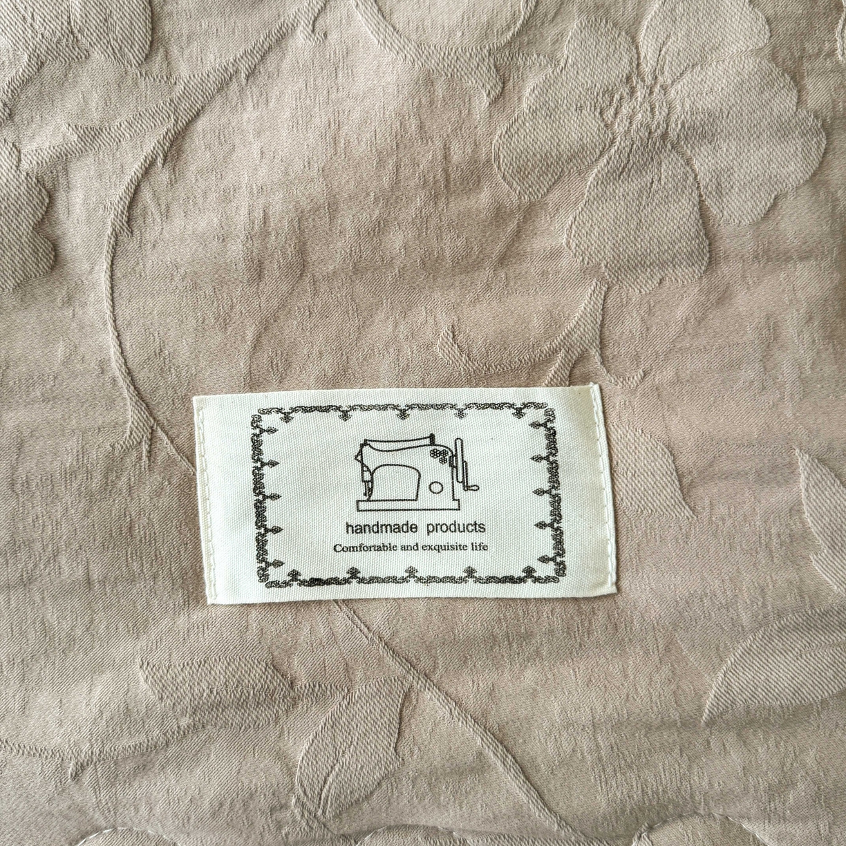 91家纺网 家纺一手货源 找家纺 乐家毛巾被（工厂自产自销） 2026春夏新款全棉60S长绒棉立体厚织提花整张棉花夏被四件套单夏被枕套夏凉被空 蔓延