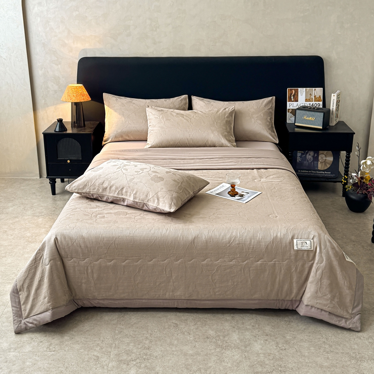 91家纺网 家纺一手货源 找家纺 乐家毛巾被（工厂自产自销） 2026春夏新款全棉60S长绒棉立体厚织提花整张棉花夏被四件套单夏被枕套夏凉被空 蔓延