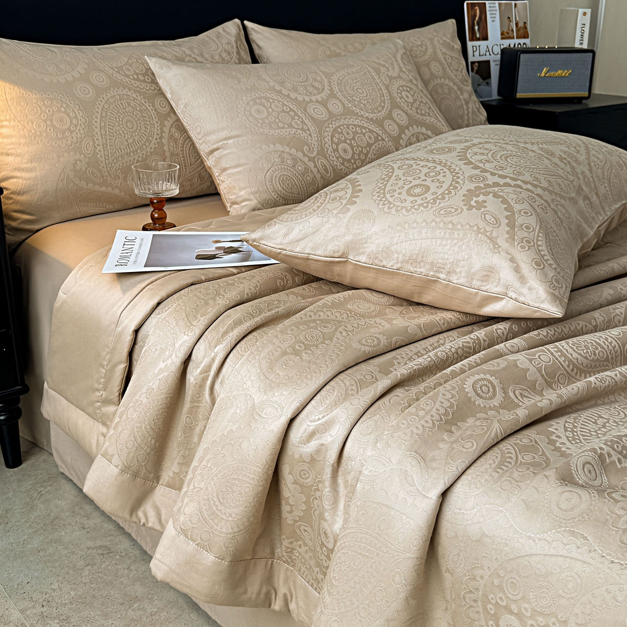 91家纺网 家纺一手货源 找家纺 乐家毛巾被（工厂自产自销） 2026春夏新款全棉60S长绒棉立体厚织提花整张棉花夏被四件套单夏被枕套夏凉被空 浅迹