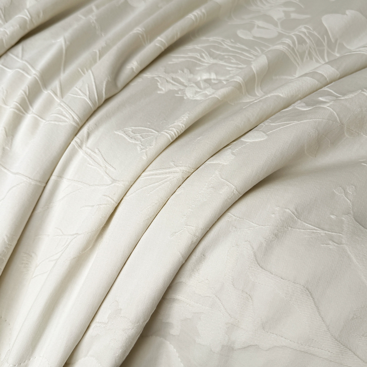 91家纺网 家纺一手货源 找家纺 乐家毛巾被（工厂自产自销） 2026春夏新款全棉60S长绒棉立体厚织提花整张棉花夏被四件套单夏被枕套夏凉被空 素纹