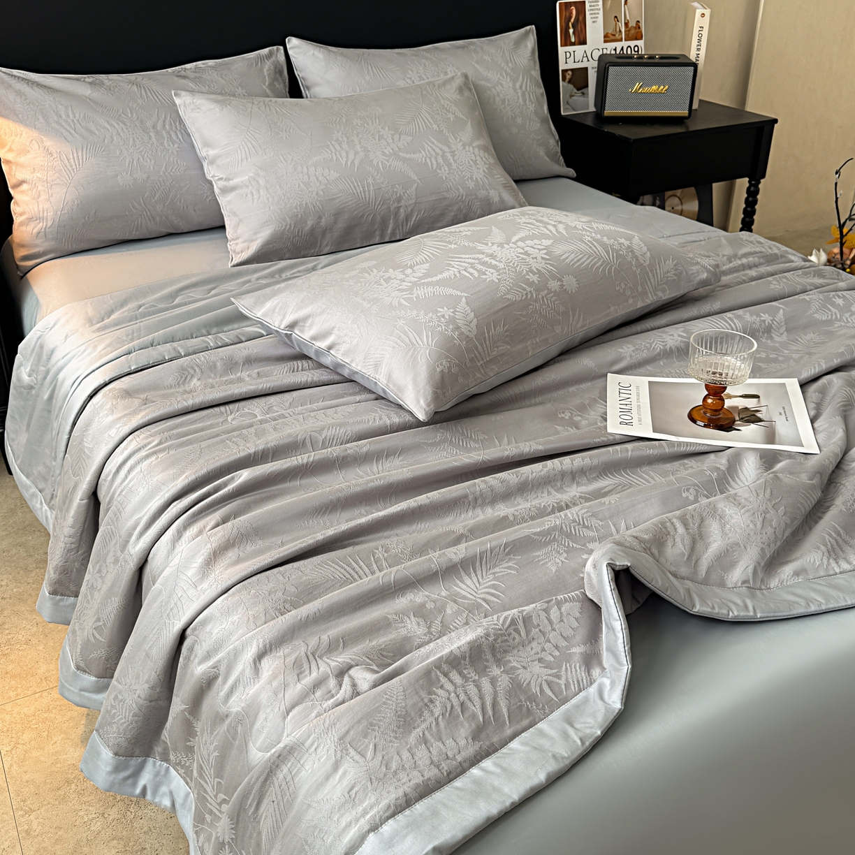 91家纺网 家纺一手货源 找家纺 乐家毛巾被（工厂自产自销） 2026春夏新款全棉60S长绒棉立体厚织提花整张棉花夏被四件套单夏被枕套夏凉被空 碎影