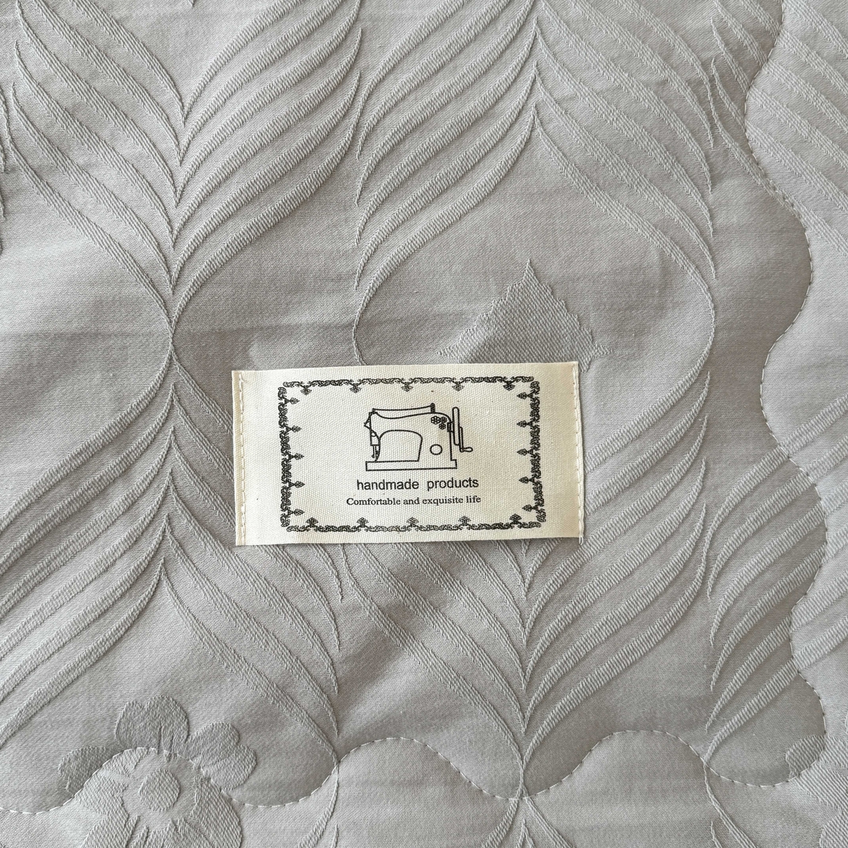 91家纺网 家纺一手货源 找家纺 乐家毛巾被（工厂自产自销） 2026春夏新款全棉60S长绒棉立体厚织提花整张棉花夏被四件套单夏被枕套夏凉被空 同蔓