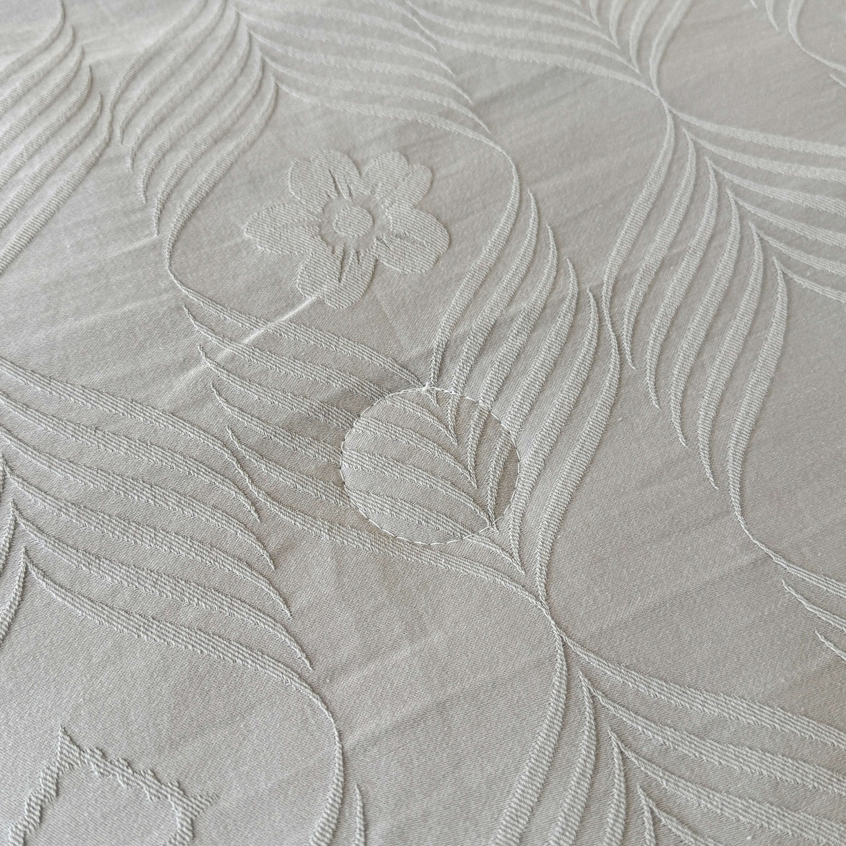 91家纺网 家纺一手货源 找家纺 乐家毛巾被（工厂自产自销） 2026春夏新款全棉60S长绒棉立体厚织提花整张棉花夏被四件套单夏被枕套夏凉被空 同蔓