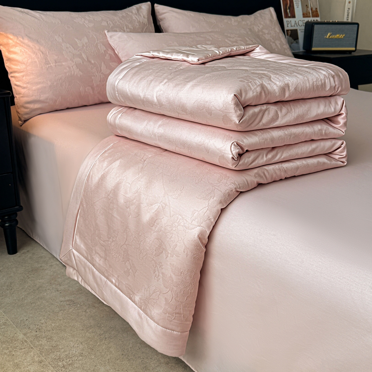 91家纺网 家纺一手货源 找家纺 乐家毛巾被（工厂自产自销） 2026春夏新款全棉60S长绒棉立体厚织提花整张棉花夏被四件套单夏被枕套夏凉被空 昔叶