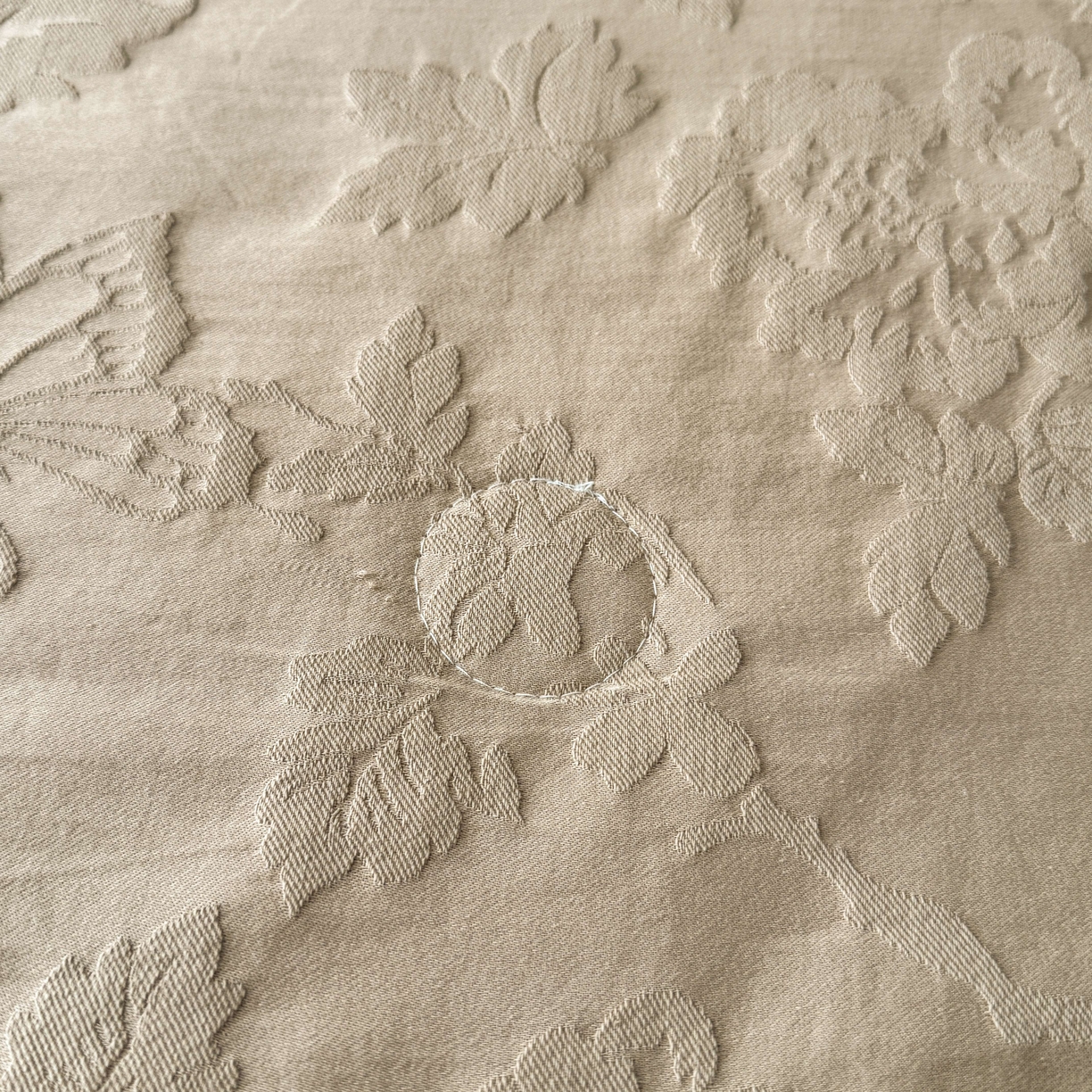 91家纺网 家纺一手货源 找家纺 乐家毛巾被（工厂自产自销） 2026春夏新款全棉60S长绒棉立体厚织提花整张棉花夏被四件套单夏被枕套夏凉被空 隐花