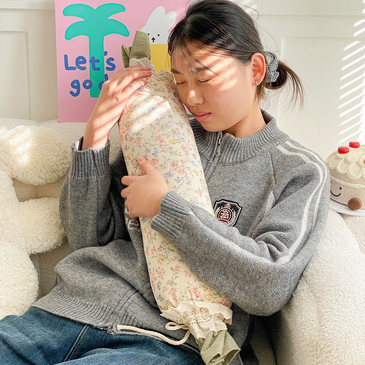 91家纺网 家纺一手货源 找家纺 亦帆枕芯 2026新款多功能法式圆柱形糖果枕宝宝安抚枕成人颈椎枕 云蓝碎花-法式糖果枕