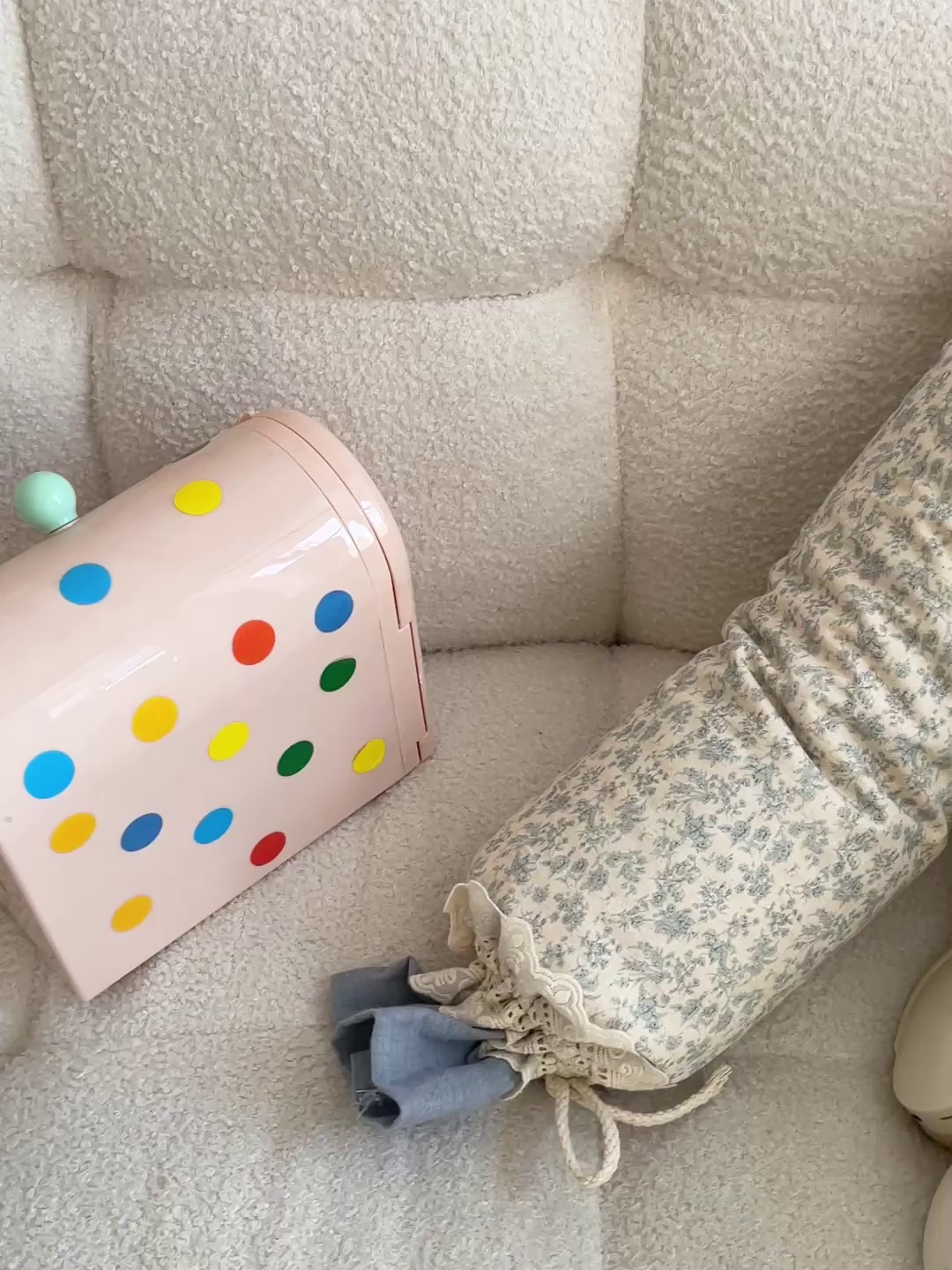 91家纺网 家纺一手货源 找家纺 亦帆枕芯 2026新款多功能法式圆柱形糖果枕宝宝安抚枕成人颈椎枕 青禾碎花-法式糖果枕