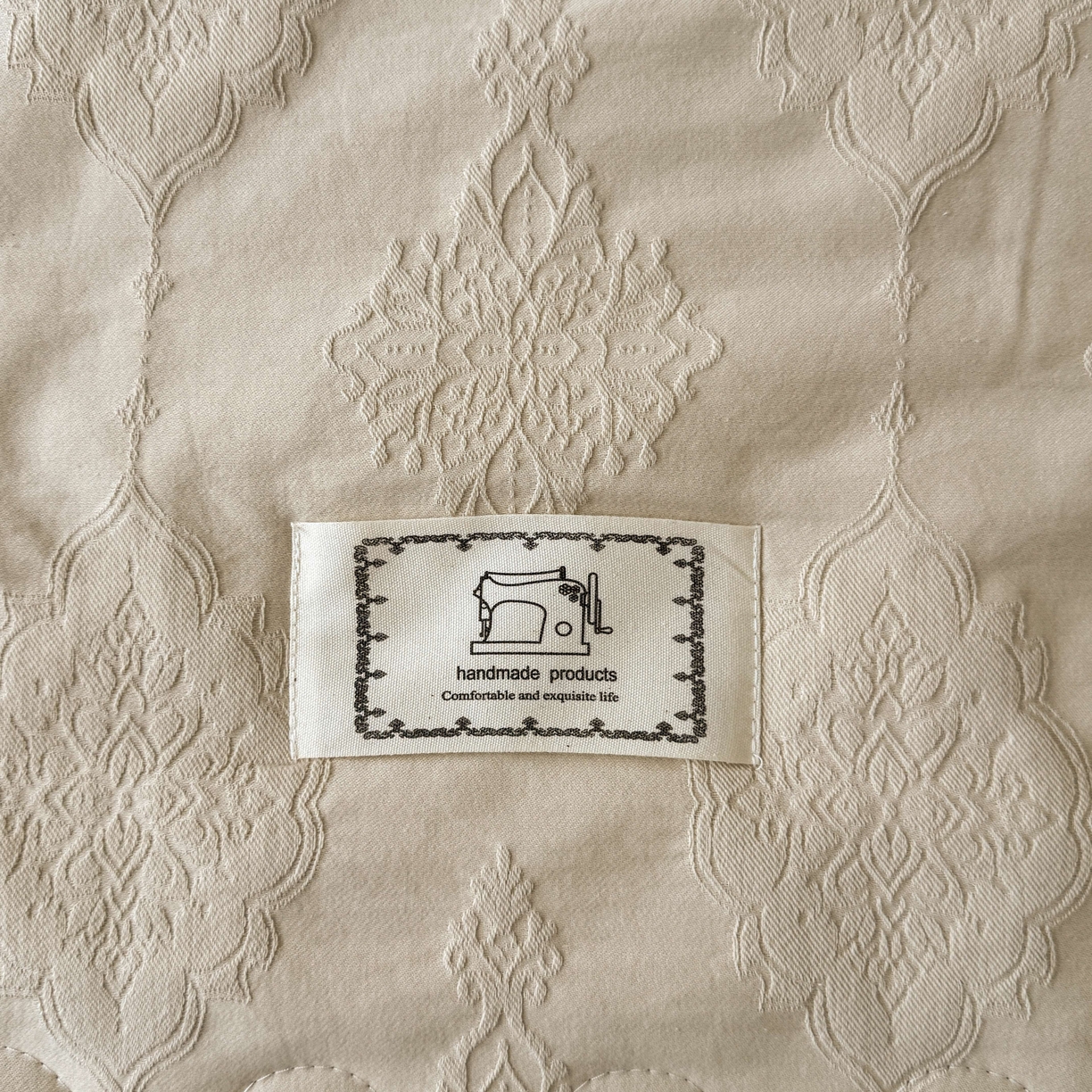 91家纺网 家纺一手货源 找家纺 乐家毛巾被（工厂自产自销） 2026春夏新款全棉60S长绒棉立体厚织提花整张棉花夏被四件套单夏被枕套夏凉被空 余影